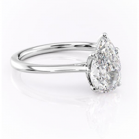 Pară - Inel de logodnă Luma din aur Alb 14kt cu moissanite tăietură pară – Solitar rafinată pentru profil înalt | Personalizează și configurează gratuit online