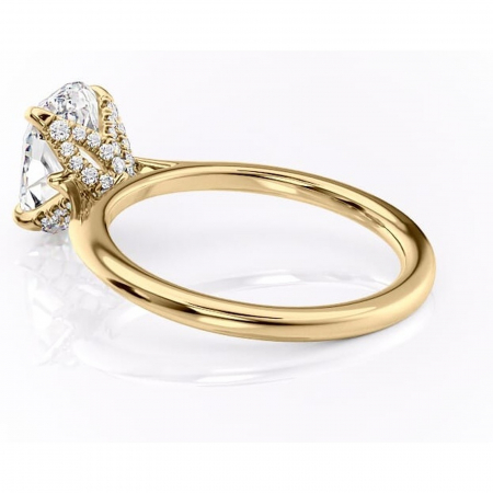Inel de logodnă Luma din aur Galben 18kt cu moissanite tăietură ovală – Solitar rafinată pentru profil înalt | Personalizează și configurează gratuit online [4]