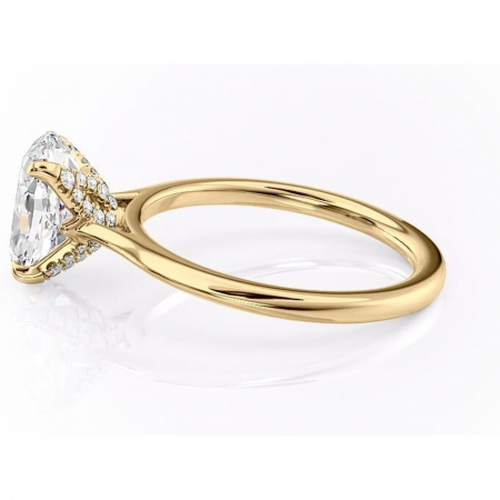 Inel de logodnă Luma din aur Galben 18kt cu moissanite tăietură ovală – Solitar rafinată pentru profil înalt | Personalizează și configurează gratuit online [5]