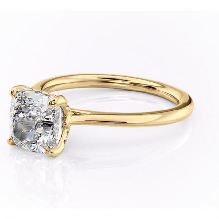Inel de logodnă Luma din aur Galben 14kt cu moissanite tăietură pernă – Solitar rafinată pentru profil înalt | Personalizează și configurează gratuit online [6]