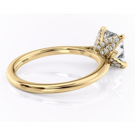 Inel de logodnă Luma din aur Galben 14kt cu moissanite tăietură princess – Solitar rafinată pentru profil înalt | Personalizează și configurează gratuit online [2]