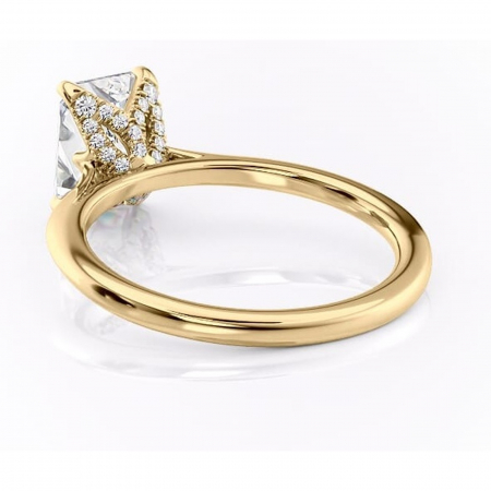 Inel de logodnă Luma din aur Galben 18kt cu moissanite tăietură radiantă – Solitar rafinată pentru profil înalt | Personalizează și configurează gratuit online [3]