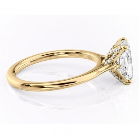 Inel de logodnă Luma din aur Galben 18kt cu moissanite tăietură radiantă – Solitar rafinată pentru profil înalt | Personalizează și configurează gratuit online [1]