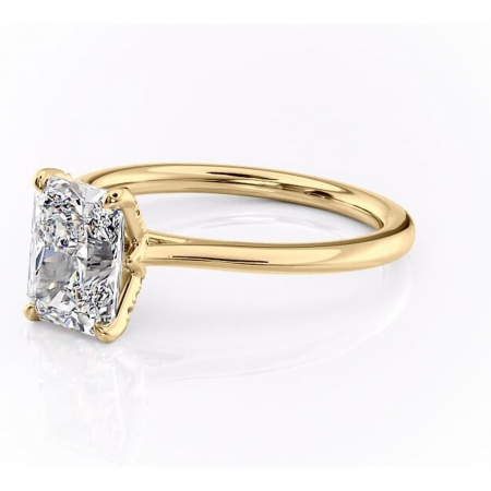 Inel de logodnă Luma din aur Galben 18kt cu moissanite tăietură radiantă – Solitar rafinată pentru profil înalt | Personalizează și configurează gratuit online [6]