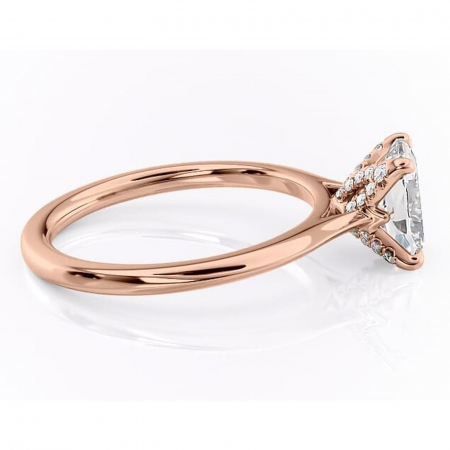 Inel de logodnă Luma din aur Rose 14kt cu moissanite tăietură pernă – Solitar rafinată pentru profil înalt | Personalizează și configurează gratuit online [1]
