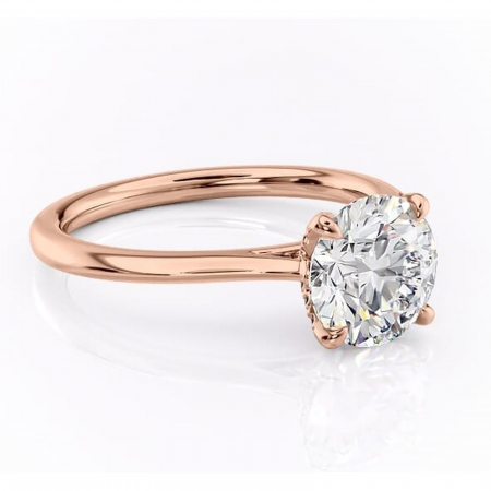 Aur roz - Inel de logodnă Luma din aur Rose 14kt cu moissanite tăietură rotundă – Solitar rafinată pentru profil înalt | Personalizează și configurează gratuit online