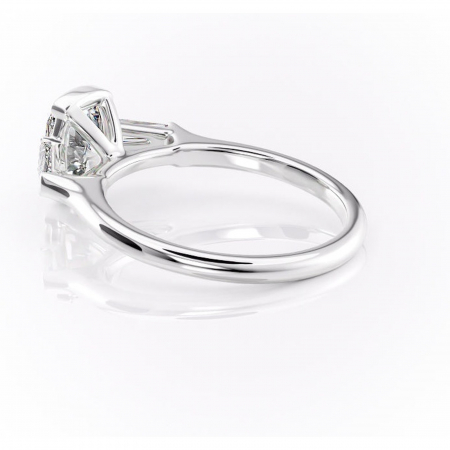 Inel de logodnă Lunaria din aur Alb 14kt cu moissanite tăietură pernă – Solitar rafinată pentru profil înalt | Personalizează și configurează gratuit online [4]