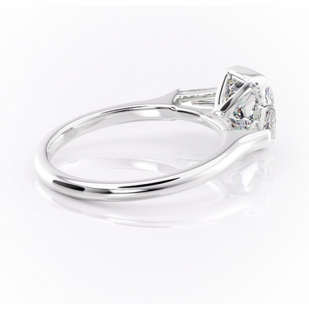 Inel de logodnă Lunaria din aur Alb 14kt cu moissanite tăietură pernă – Solitar rafinată pentru profil înalt | Personalizează și configurează gratuit online [2]