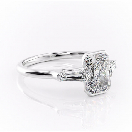 Radiantă - Inel de logodnă Lunaria din aur Alb 14kt cu moissanite tăietură radiantă – Solitar rafinată pentru profil înalt | Personalizează și configurează gratuit online