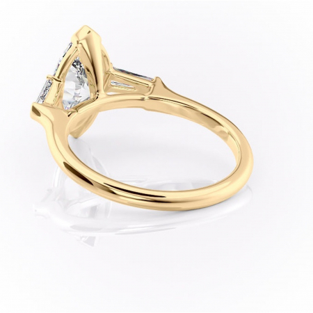 Inel de logodnă Lunaria din aur Galben 18kt cu moissanite tăietură marquise – Solitar rafinată pentru profil înalt | Personalizează și configurează gratuit online [3]