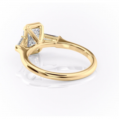 Inel de logodnă Lunaria din aur Galben 14kt cu moissanite tăietură smarald – Solitar rafinată pentru profil înalt | Personalizează și configurează gratuit online [3]