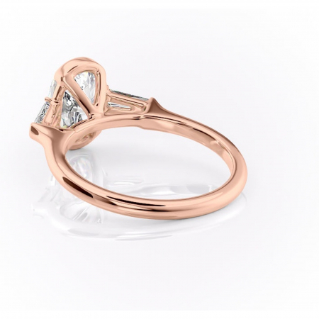 Inel de logodnă Lunaria din aur Rose 14kt cu moissanite tăietură ovală – Solitar rafinată pentru profil înalt | Personalizează și configurează gratuit online [3]