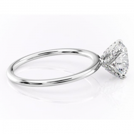 Inel de logodnă Lux din aur Alb 14kt cu moissanite tăietură rotundă – Solitar rafinată pentru profil înalt | Personalizează și configurează gratuit online [1]