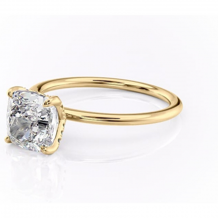 Inel de logodnă Lux din aur Galben 18kt cu moissanite tăietură pernă – Solitar rafinată pentru profil înalt | Personalizează și configurează gratuit online [6]