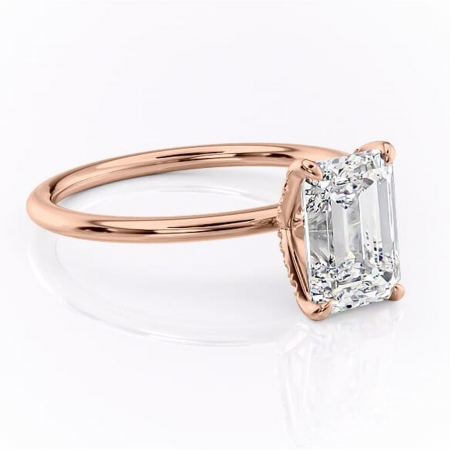 Smarald - Inel de logodnă Lux din aur Rose 18kt cu moissanite tăietură smarald – Solitar rafinată pentru profil înalt | Personalizează și configurează gratuit online