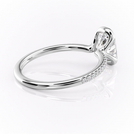 Inel de logodnă Maelis din aur Alb 14kt cu moissanite tăietură pernă – Montură închisă rafinată pentru profil mediu | Personalizează și configurează gratuit online [2]