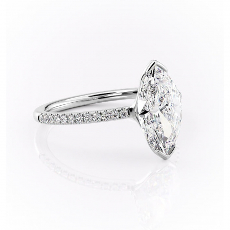 Marquise - Inel de logodnă Maelis din aur Alb 14kt cu moissanite tăietură marquise – Montură închisă rafinată pentru profil mediu | Personalizează și configurează gratuit online
