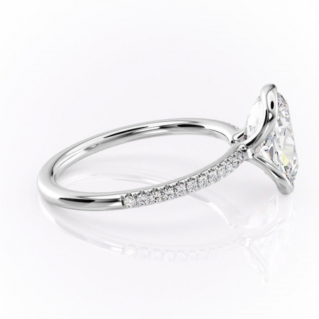 Inel de logodnă Maelis din aur Alb 14kt cu moissanite tăietură ovală – Montură închisă rafinată pentru profil mediu | Personalizează și configurează gratuit online [1]