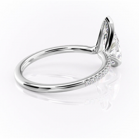 Inel de logodnă Maelis din aur Alb 14kt cu moissanite tăietură pară – Montură închisă rafinată pentru profil mediu | Personalizează și configurează gratuit online [2]