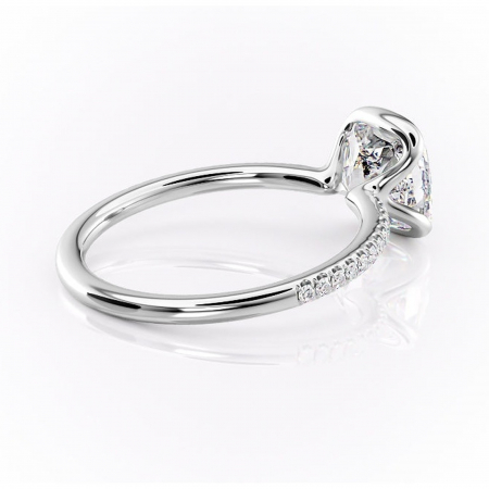 Inel de logodnă Maelis din aur Alb 14kt cu moissanite tăietură pernă – Montură închisă rafinată pentru profil mediu | Personalizează și configurează gratuit online [2]