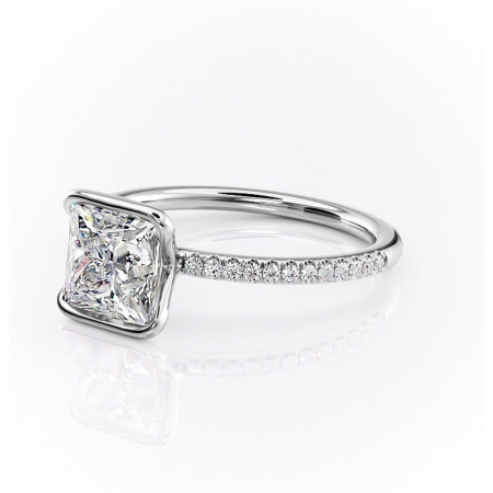 Inel de logodnă Maelis din aur Alb 14kt cu moissanite tăietură princess – Montură închisă rafinată pentru profil mediu | Personalizează și configurează gratuit online [6]