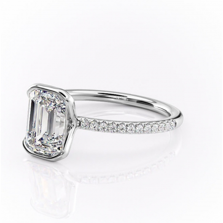 Inel de logodnă Maelis din aur Alb 14kt cu moissanite tăietură smarald – Montură închisă rafinată pentru profil mediu | Personalizează și configurează gratuit online [6]