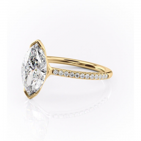 Inel de logodnă Maelis din aur Galben 14kt cu moissanite tăietură marquise – Montură închisă rafinată pentru profil mediu | Personalizează și configurează gratuit online [6]