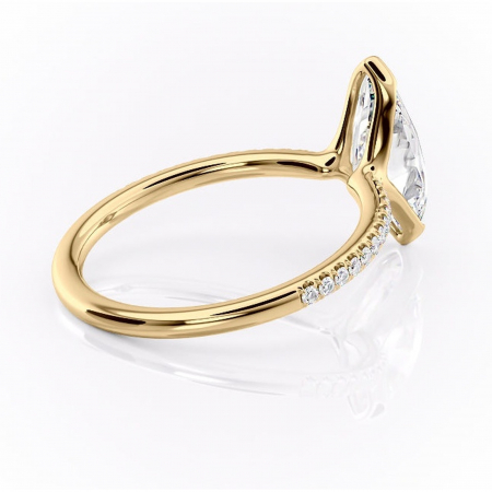 Inel de logodnă Maelis din aur Galben 14kt cu moissanite tăietură marquise – Montură închisă rafinată pentru profil mediu | Personalizează și configurează gratuit online [2]