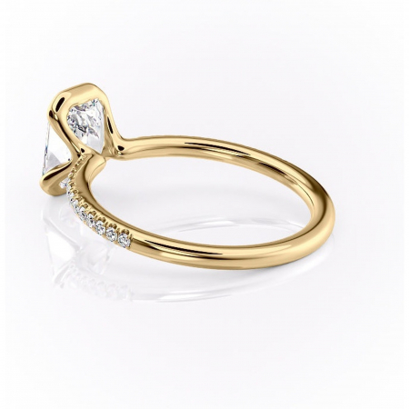 Inel de logodnă Maelis din aur Galben 14kt cu moissanite tăietură radiantă – Montură închisă rafinată pentru profil mediu | Personalizează și configurează gratuit online [4]