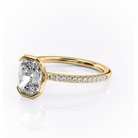 Inel de logodnă Maelis din aur Galben 14kt cu moissanite tăietură radiantă – Montură închisă rafinată pentru profil mediu | Personalizează și configurează gratuit online [6]
