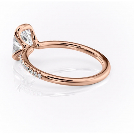 Inel de logodnă Maelis din aur Rose 14kt cu moissanite tăietură pernă – Montură închisă rafinată pentru profil mediu | Personalizează și configurează gratuit online [4]