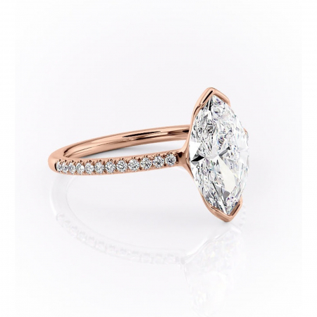 Marquise - Inel de logodnă Maelis din aur Rose 18kt cu moissanite tăietură marquise – Montură închisă rafinată pentru profil mediu | Personalizează și configurează gratuit online