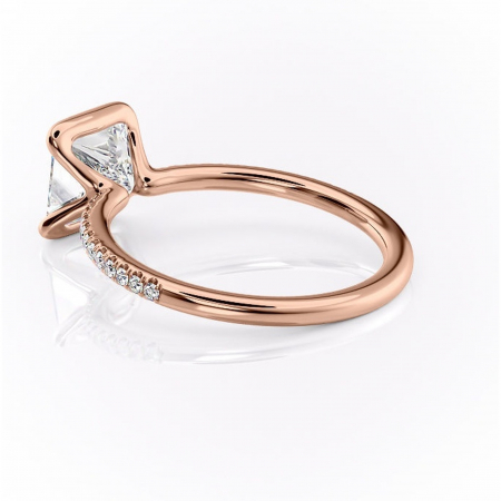 Inel de logodnă Maelis din aur Rose 14kt cu moissanite tăietură princess – Montură închisă rafinată pentru profil mediu | Personalizează și configurează gratuit online [4]