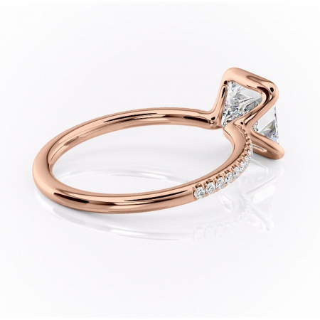 Inel de logodnă Maelis din aur Rose 14kt cu moissanite tăietură princess – Montură închisă rafinată pentru profil mediu | Personalizează și configurează gratuit online [2]