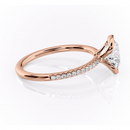 Inel de logodnă Maelis din aur Rose 14kt cu moissanite tăietură rotundă – Montură închisă rafinată pentru profil mediu | Personalizează și configurează gratuit online [1]