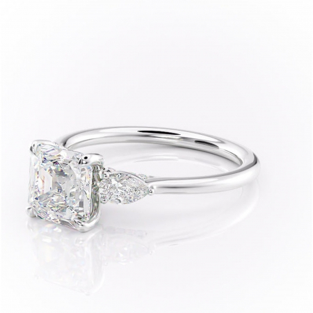 Inel de logodnă Matilda din aur Alb 14kt cu moissanite tăietură asscher – Montură cu trei pietre rafinată pentru profil înalt | Personalizează și configurează gratuit online [6]