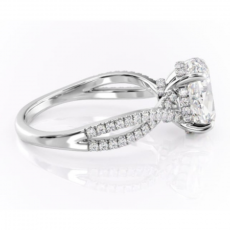 Inel de logodnă Meadow din aur Alb 14kt cu moissanite tăietură ovală – Montură pavé rafinată pentru profil mediu | Personalizează și configurează gratuit online [1]