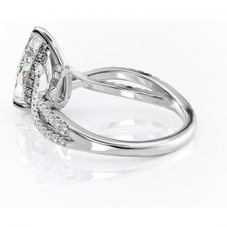 Inel de logodnă Meadow din aur Alb 14kt cu moissanite tăietură pară – Montură pavé rafinată pentru profil mediu | Personalizează și configurează gratuit online [4]
