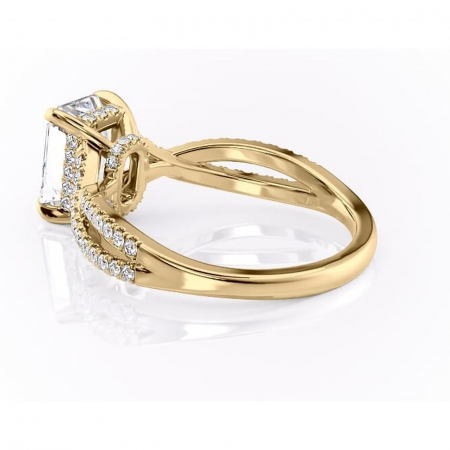Inel de logodnă Meadow din aur Galben 18kt cu moissanite tăietură radiantă – Montură pavé rafinată pentru profil mediu | Personalizează și configurează gratuit online [4]
