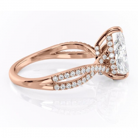 Inel de logodnă Meadow din aur Rose 18kt cu moissanite tăietură pară – Montură pavé rafinată pentru profil mediu | Personalizează și configurează gratuit online [1]