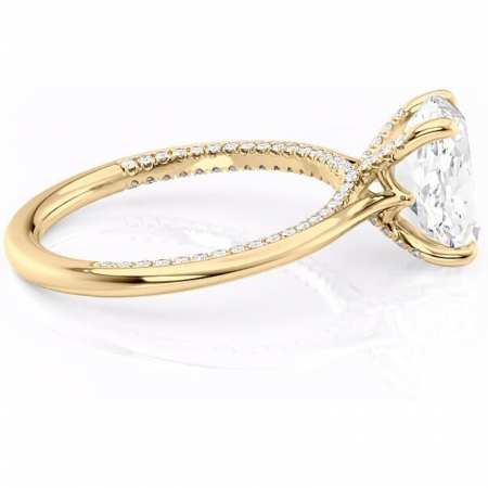 Inel de logodnă Mila din aur Galben 14kt cu moissanite tăietură ovală – Solitar rafinată pentru profil înalt | Personalizează și configurează gratuit online [1]