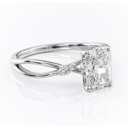 Radiantă - Inel de logodnă Mirabel din aur Alb 14kt cu moissanite tăietură radiantă – Pietre laterale rafinată pentru profil mediu | Personalizează și configurează gratuit online