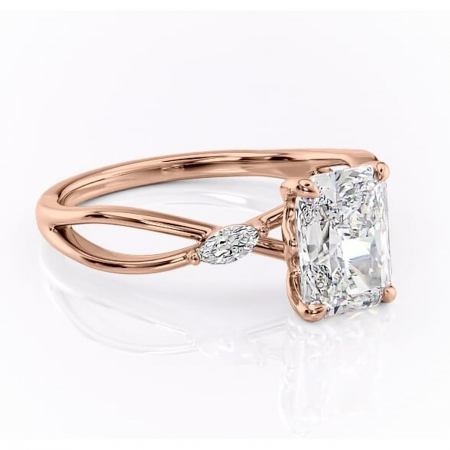 Radiantă - Inel de logodnă Mirabel din aur Rose 18kt cu moissanite tăietură radiantă – Pietre laterale rafinată pentru profil mediu | Personalizează și configurează gratuit online