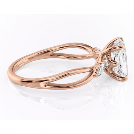 Inel de logodnă Mirabel din aur Rose 18kt cu moissanite tăietură radiantă – Pietre laterale rafinată pentru profil mediu | Personalizează și configurează gratuit online [1]