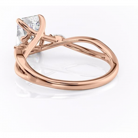 Inel de logodnă Mirabel din aur Rose 18kt cu moissanite tăietură radiantă – Pietre laterale rafinată pentru profil mediu | Personalizează și configurează gratuit online [3]