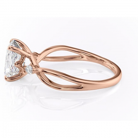 Inel de logodnă Mirabel din aur Rose 18kt cu moissanite tăietură radiantă – Pietre laterale rafinată pentru profil mediu | Personalizează și configurează gratuit online [5]
