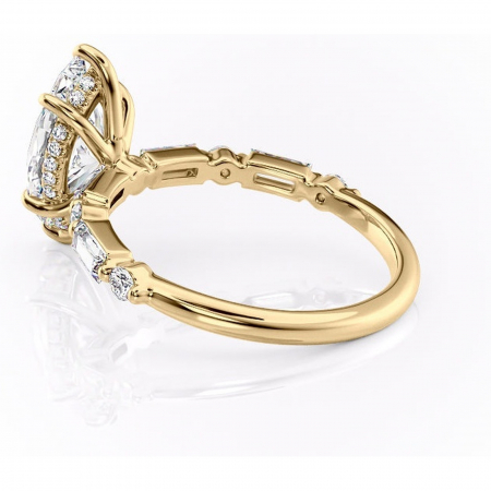 Inel de logodnă Moonstone din aur Galben 14kt cu moissanite tăietură marquise – Pietre laterale rafinată pentru profil înalt | Personalizează și configurează gratuit online [4]