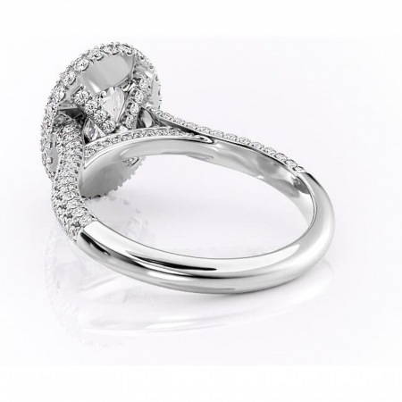 Inel de logodnă Nerina din aur Alb 14kt cu moissanite tăietură ovală – Halo rafinată pentru profil înalt | Personalizează și configurează gratuit online [3]