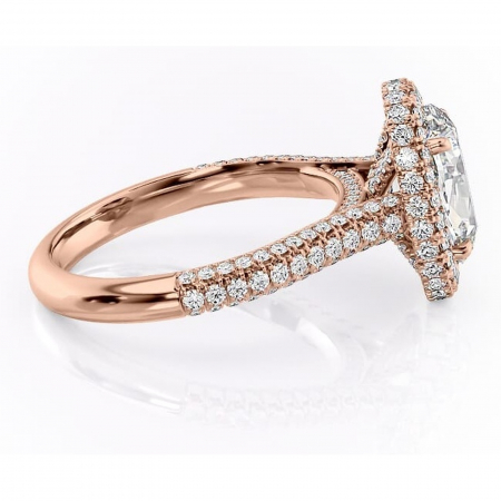 Inel de logodnă Nerina din aur Rose 14kt cu moissanite tăietură ovală – Halo rafinată pentru profil înalt | Personalizează și configurează gratuit online [1]