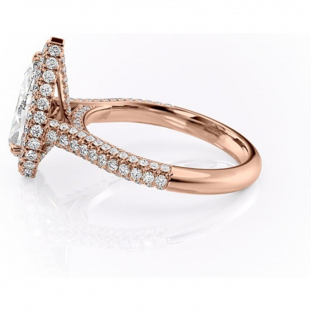 Inel de logodnă Nerina din aur Rose 18kt cu moissanite tăietură pară – Halo rafinată pentru profil înalt | Personalizează și configurează gratuit online [5]